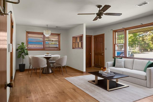 109 N Hampton Street, Summerville, SC 29483