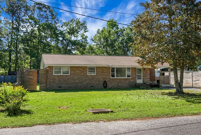 109 N Hampton Street, Summerville, SC 29483