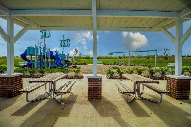 2639 Westward Hill Drive, Fresno, TX 77545