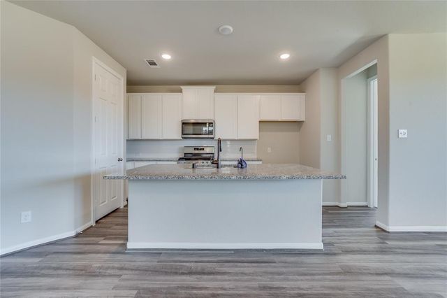 2639 Westward Hill Drive, Fresno, TX 77545
