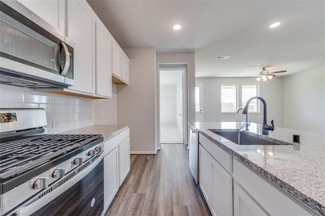 2639 Westward Hill Drive, Fresno, TX 77545