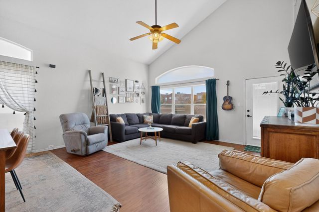 10427 Calle Hermosa Court NW, Albuquerque, NM 87114