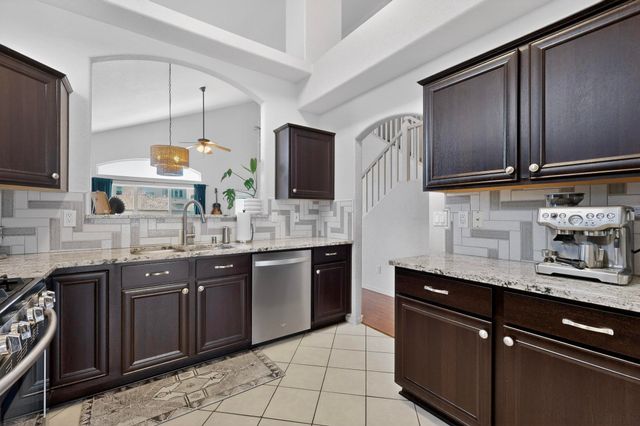 10427 Calle Hermosa Court NW, Albuquerque, NM 87114