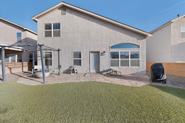10427 Calle Hermosa Court NW, Albuquerque, NM 87114