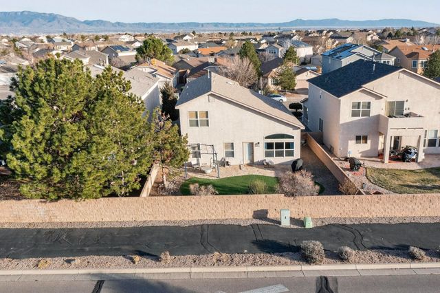 10427 Calle Hermosa Court NW, Albuquerque, NM 87114