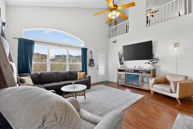 10427 Calle Hermosa Court NW, Albuquerque, NM 87114