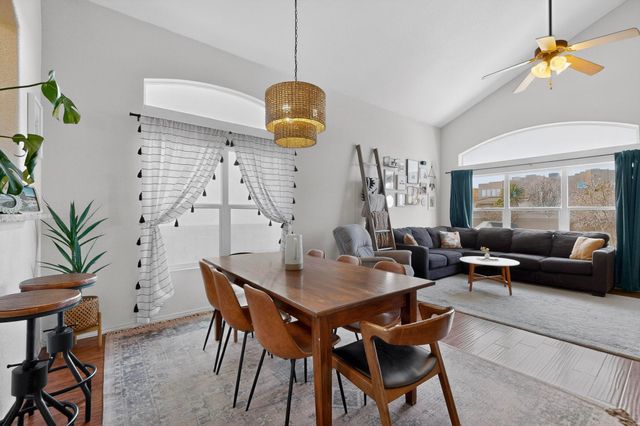 10427 Calle Hermosa Court NW, Albuquerque, NM 87114