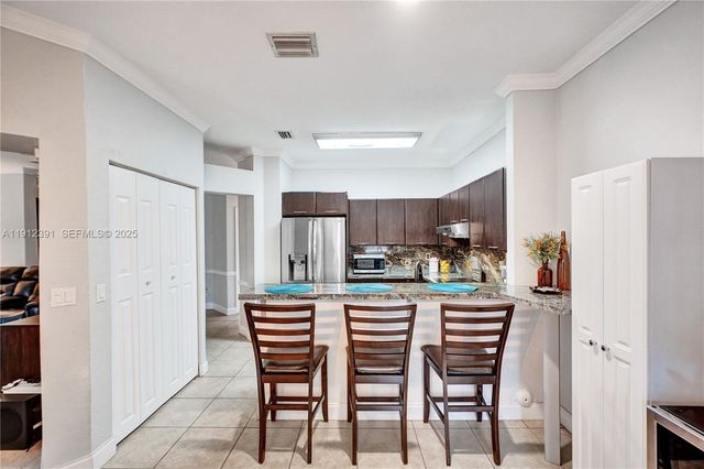 5633 NW 117th Avenue, Coral Springs, FL 33076