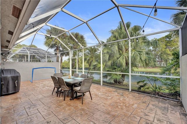 5633 NW 117th Avenue, Coral Springs, FL 33076