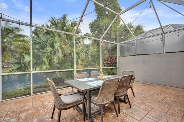 5633 NW 117th Avenue, Coral Springs, FL 33076