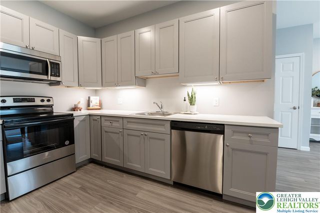 948 North Front Street B3, Allentown City, PA 18102