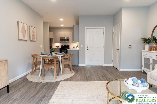 948 North Front Street B3, Allentown City, PA 18102