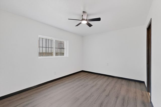 301 Stoneport Drive, Dallas, TX 75217