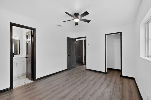 301 Stoneport Drive, Dallas, TX 75217
