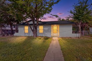 301 Stoneport Drive, Dallas, TX 75217