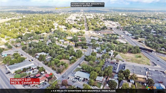 962 S Castell Avenue, New Braunfels, TX 78130