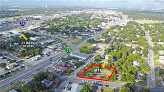 962 S Castell Avenue, New Braunfels, TX 78130