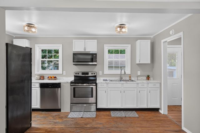 513 W Gordon Avenue, Rossville, GA 30741