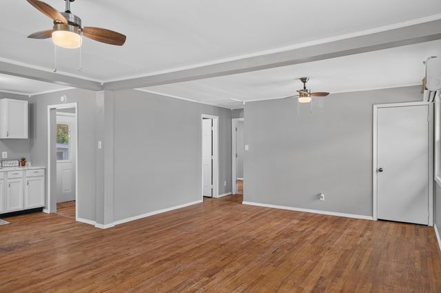 513 W Gordon Avenue, Rossville, GA 30741