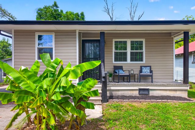 513 W Gordon Avenue, Rossville, GA 30741