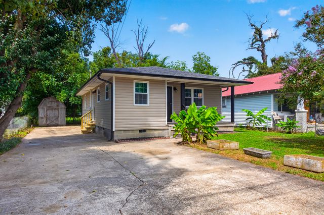513 W Gordon Avenue, Rossville, GA 30741