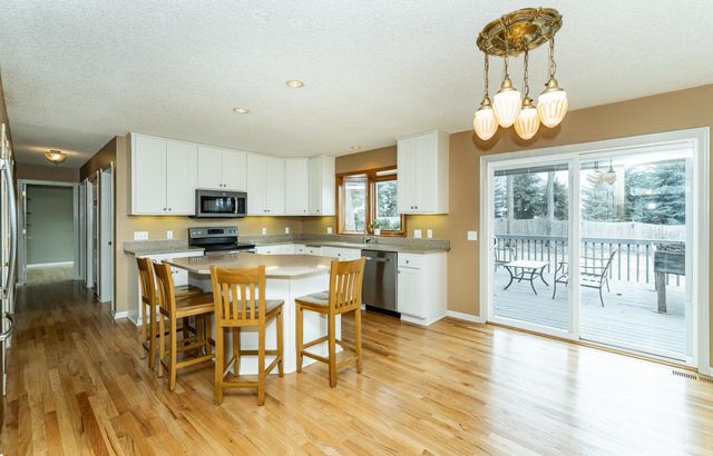 1075 23rd Avenue SW, Rochester, MN 55902