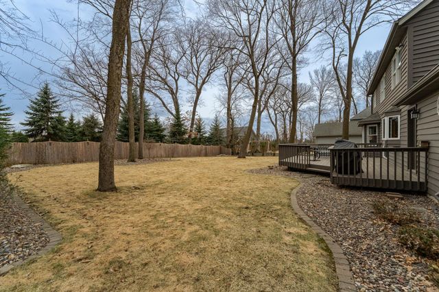 1075 23rd Avenue SW, Rochester, MN 55902