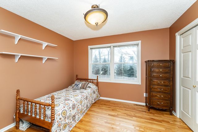 1075 23rd Avenue SW, Rochester, MN 55902