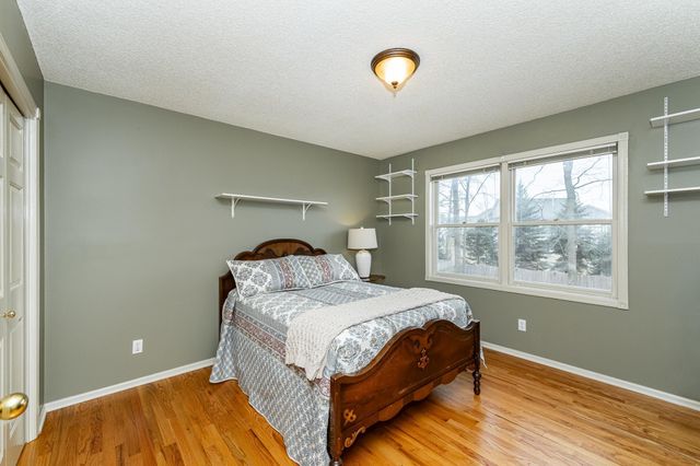 1075 23rd Avenue SW, Rochester, MN 55902