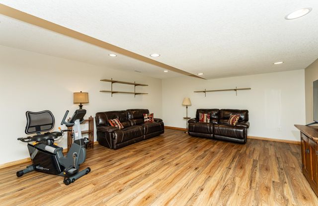 1075 23rd Avenue SW, Rochester, MN 55902