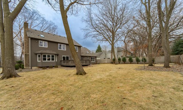 1075 23rd Avenue SW, Rochester, MN 55902