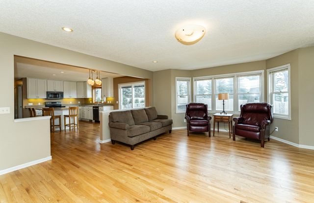 1075 23rd Avenue SW, Rochester, MN 55902