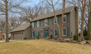 1075 23rd Avenue SW, Rochester, MN 55902
