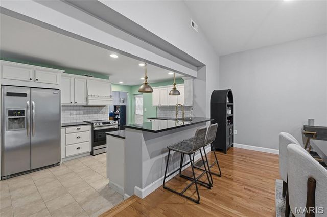 1444 Ronald Drive, Webster Groves, MO 63119