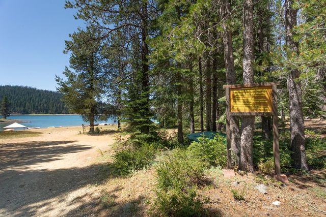 1743 Fiddleneck Rd, La Porte, CA 95981