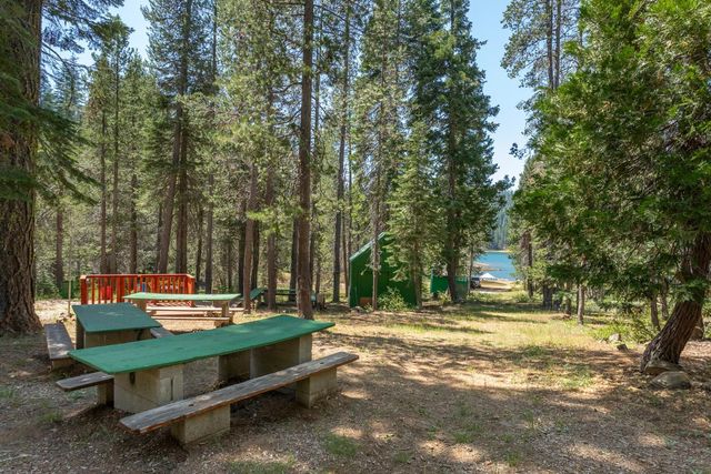 1743 Fiddleneck Rd, La Porte, CA 95981