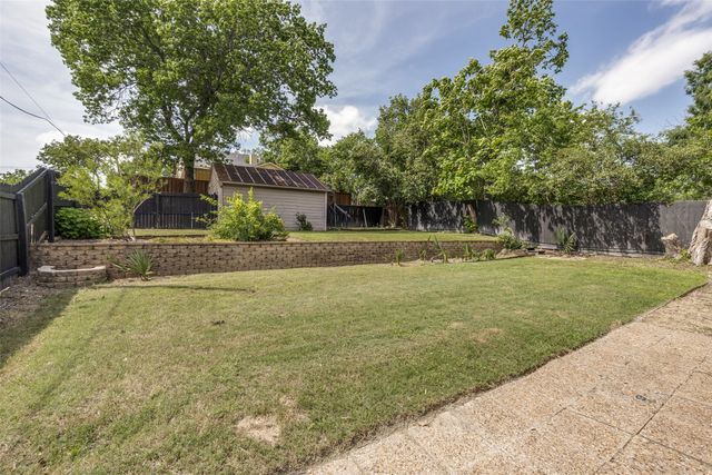 8903 Groveland Drive, Dallas, TX 75218
