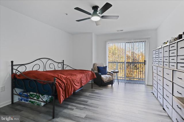 20605 CORNSTALK TER #302, Ashburn, VA 20147