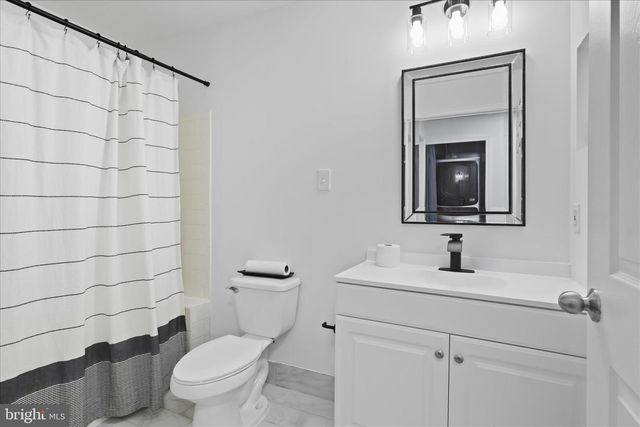 20605 CORNSTALK TER #302, Ashburn, VA 20147