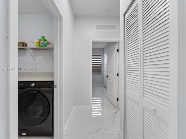 14478 SW 21st St, Miami, FL 33175