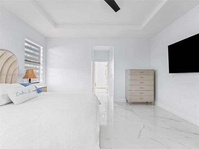 14478 SW 21st St, Miami, FL 33175