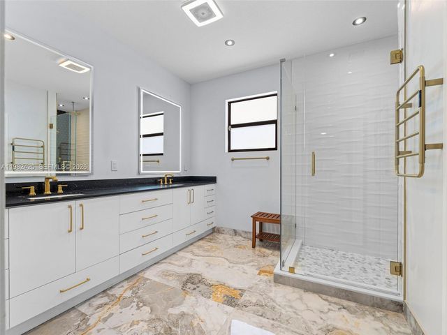 14478 SW 21st St, Miami, FL 33175