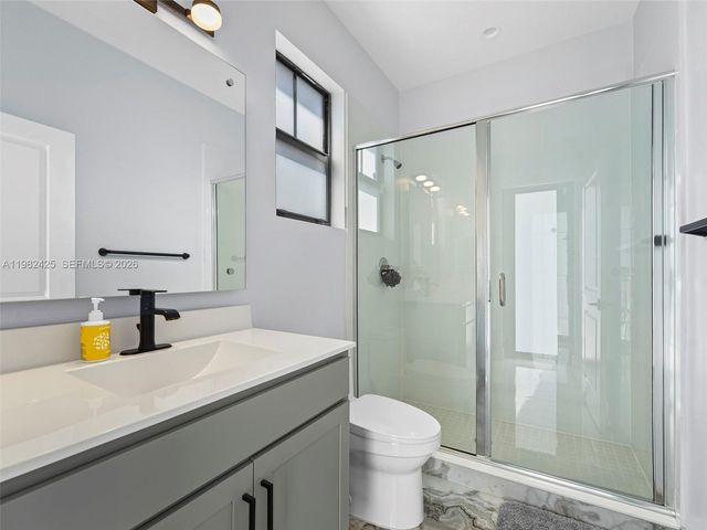 14478 SW 21st St, Miami, FL 33175