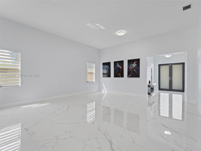 14478 SW 21st St, Miami, FL 33175