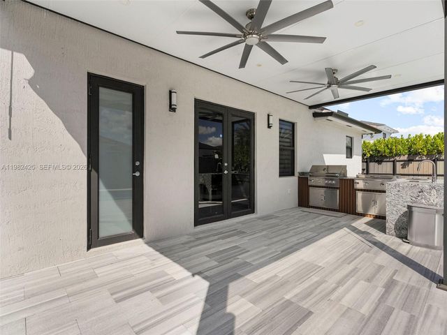 14478 SW 21st St, Miami, FL 33175