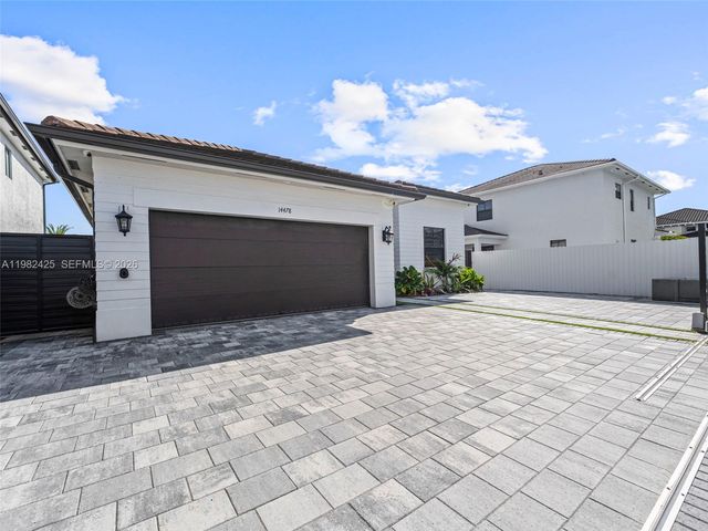 14478 SW 21st St, Miami, FL 33175