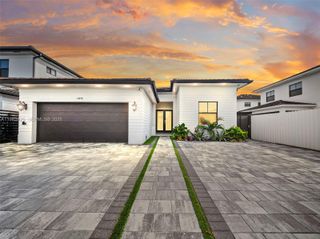 14478 SW 21st St, Miami, FL 33175