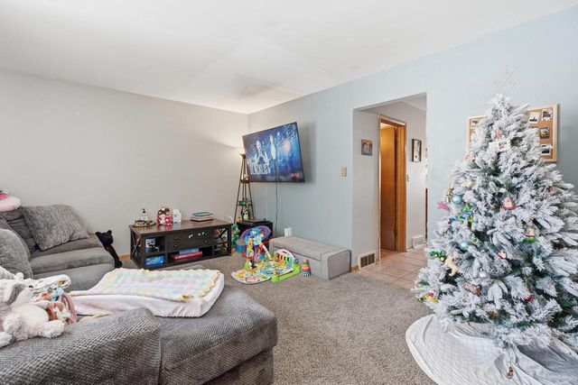 508-514 11th AVENUE, South Milwaukee, WI 53172