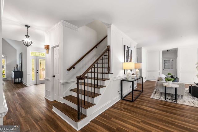 11940 N Hickory Trace, Alpharetta, GA 30004
