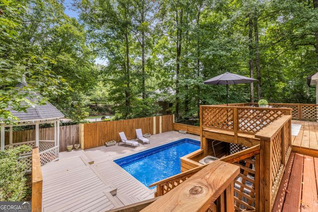 11940 N Hickory Trace, Alpharetta, GA 30004